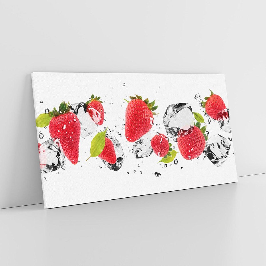 Obraz na płótnie 120x60 - Rajskie truskawki z wodą - truskawki, woda