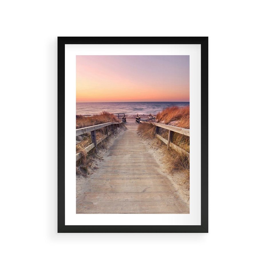 Plakat w ramie 30x40 - Spacer Wśród Przyboju - dróżka, morze - rama czarna