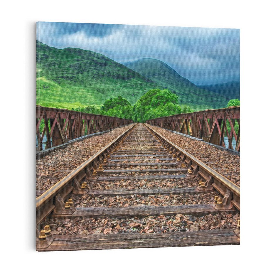 Obraz na płótnie 70x70 - Most Kolejowy - Tropy Podróży w Nocnej Ciszy - most, kolej