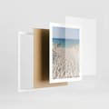 Plakat w ramie 30x40 - Harmonia plażowego morza - plaża, morze - rama biała