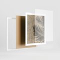 Plakat w ramie 40x50 - Plażowa Idylla - palma, cień na piasku - rama biała