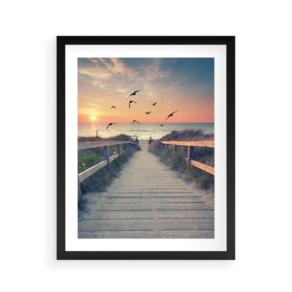 Plakat w ramie 40x50 - Sielanka nad brzegiem - plaża, pomost - rama czarna
