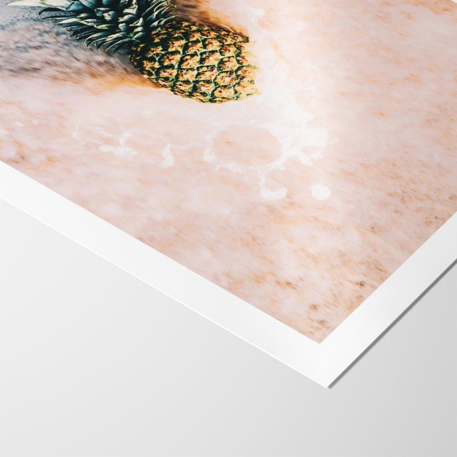 Plakat bez ramy 30x40 - Egzotyczna Plaża - ananas, na plaży