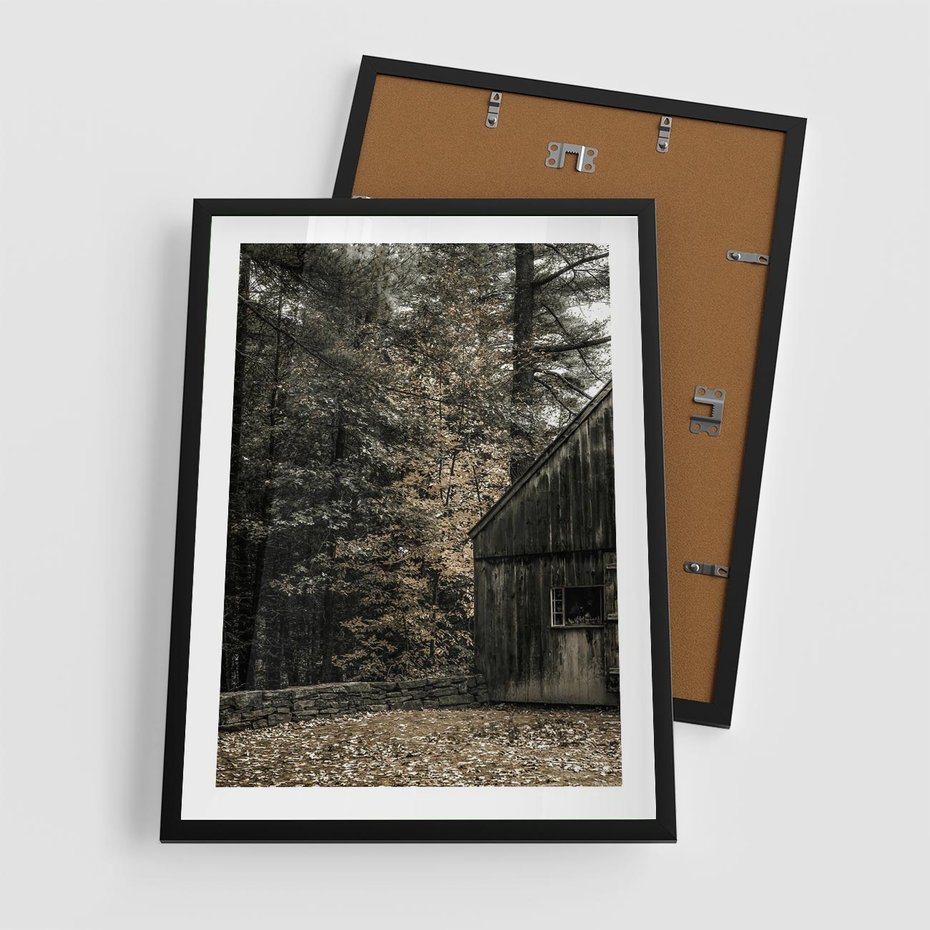 Plakat w ramie 50x70 - Dom w Lesie - chatka w lesie, górski domek - rama czarna