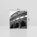 Obraz na płótnie 30x30 - Koloseum w Czarnej Bieli - antyczna architektura, koloseum
