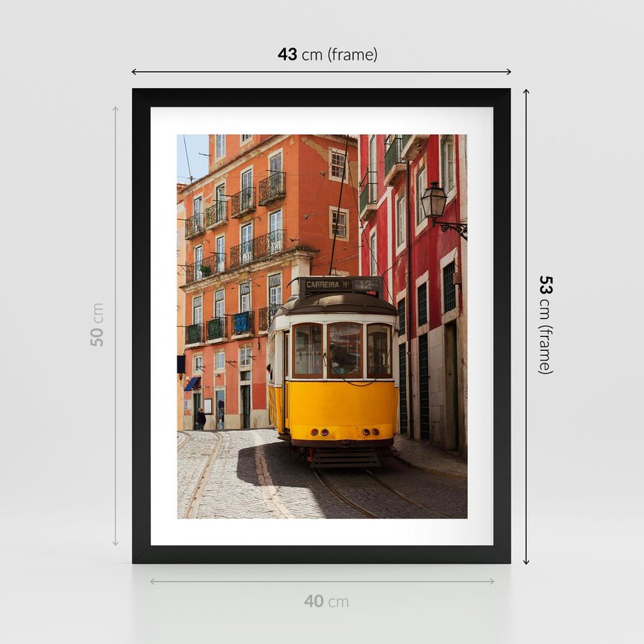 Plakat w ramie 40x50 - Urok tramwaju w Lizbonie - Lizbona, tramwaj - rama czarna