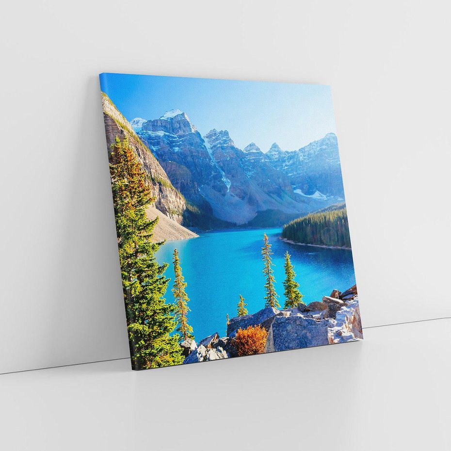 Obraz na płótnie 80x80 - Górskie jezioro: harmonia natury - góry, jezioro