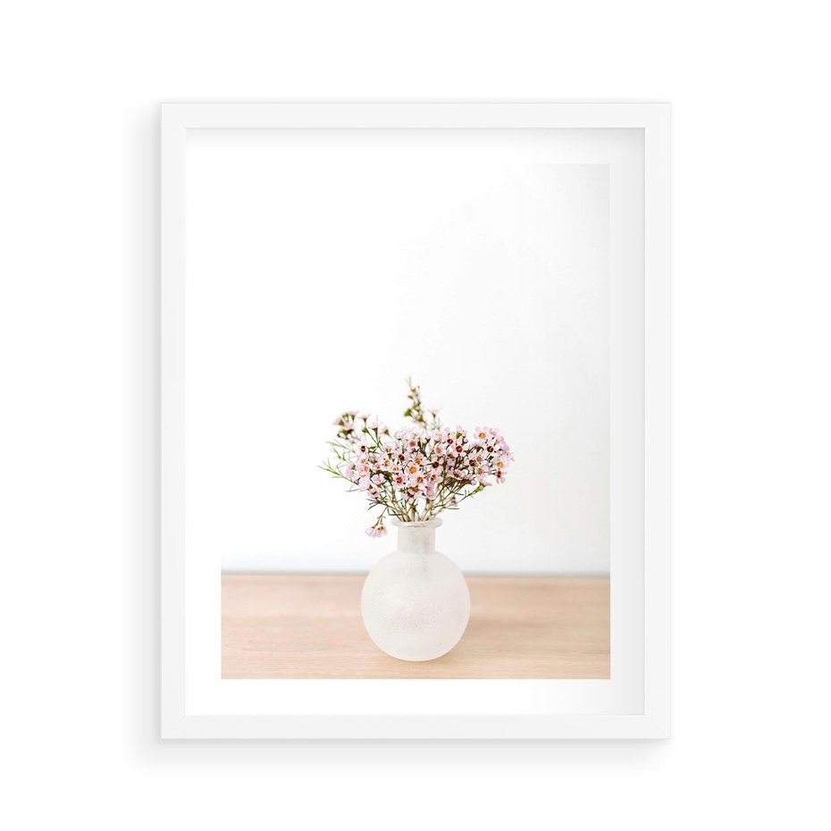 Plakat w ramie 40x50 - Kwiaty w Minimalistycznym Wazonie - kwiaty, wazon - rama biała