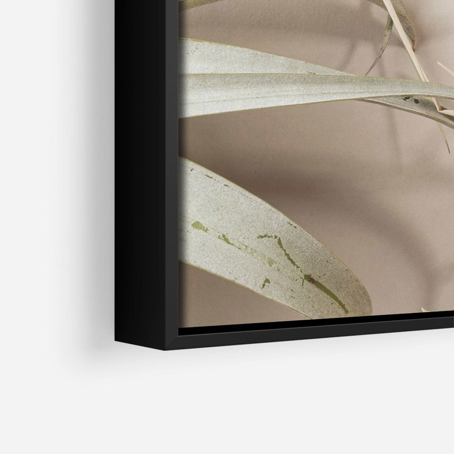 Obraz w ramie 70x100 - Boho urok suchych liści - suche, liście - rama czarna