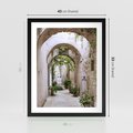Plakat w ramie 40x50 - Urokliwa Zaułek - klimatyczna, uliczka - rama czarna