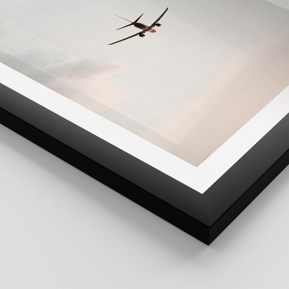 Plakat w ramie 30x40 - W Powietrzu: Samolot na Niebie - samolot w przestworzach, samolot na niebie - rama czarna