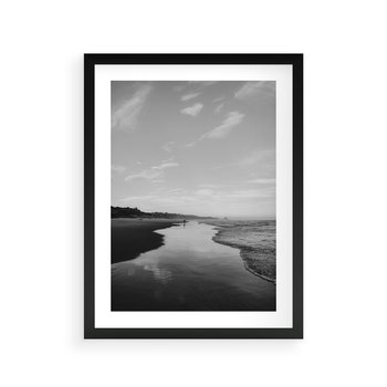 Plakat w ramie 40x50 - Nadmorska Melodia - czarno białe zdjęcie, plaża - rama czarna