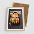 Plakat w ramie 50x70 - Kulinarne podróże do Japonii - sushi, japonia - rama drewno