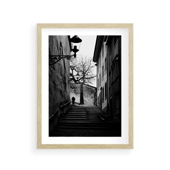 Plakat w ramie 50x70 - Ukryta Uliczka - czarno białe zdjęcie, schody - rama drewno