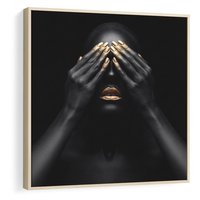 Obraz w ramie 50x50 - Złote Usta wyjątkowa subtelność - złote usta, złote palce - rama drewno