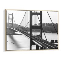 Obraz w ramie 70x50 - Ikona Miasta - most Nowy Jork, czarno biała fotografia - rama drewno
