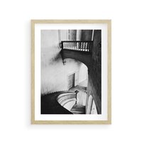 Plakat w ramie 30x40 - Po Schodach w Dół - czarno białą fotgrafia, zakręcone schody w starek kamienicy - rama drewno