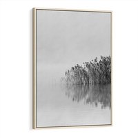 Obraz w ramie 50x70 - Mglisty Brzeg Jeziora - czarno białe zdjęcie, zamglone jezioro - rama drewno