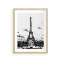 Plakat w ramie 50x70 - Wieża Eiffla - czarno białe zdjecie, wieża eiffla - rama drewno