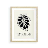 Plakat w ramie 50x70 - Zapisane na liściach wspomnienia - liść, czarny kontur na jasnym tle - rama drewno