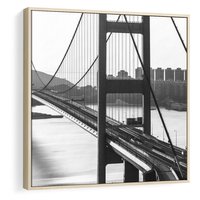 Obraz w ramie 80x80 - Ikona Miasta - most Nowy Jork, czarno biała fotografia - rama drewno