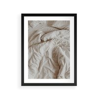 Plakat w ramie 30x40 - Spokojna Noc - biała pościel, zdjęcie do sypialni - rama czarna