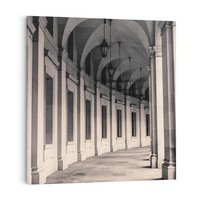 Obraz na płótnie 30x30 - Kolumny Elegancji - architektura, kolumny