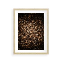 Plakat w ramie 50x70 - Brązowe Liście w Scenerii - suche liście jesień brąz - rama drewno