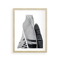 Plakat w ramie 50x70 - Wieżowce z Falistymi Kształtami - nowoczesne wieżowce, czarno biała fotografia - rama drewno