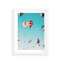 Plakat w ramie 30x40 - Balonowa Ekscytacja - balony latają w powietrzu, wyścigi balonów - rama biała