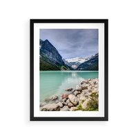 Plakat w ramie 50x70 - Górskie jezioro - spokój i piękno - jezioro, górskie - rama czarna