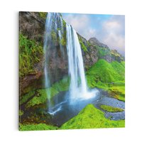 Obraz na płótnie 60x60 - majestat górskiego krajobrazu - wodospad, góry