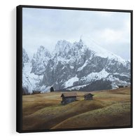 Obraz w ramie 50x50 - Odkryj Ich Urok - góry, skandynawia - rama czarna