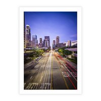Plakat bez ramy 30x40 - Światło nocnej ulicy - miasto, nocą