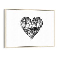 Obraz w ramie 120x80 - Drzewo Serca - czarne serce, tekstura jak kora drzewa - rama drewno