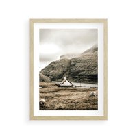 Plakat w ramie 50x70 - Kościół na Wzgórzu: Sepia Nostalgii - kościół w górach, na wzgórzu - rama drewno