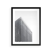 Plakat w ramie 50x70 - Wzorce Wysokości - architektura, wysoki wieżowiec - rama czarna