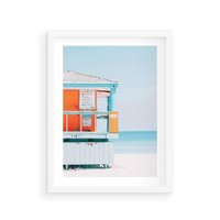 Plakat w ramie 40x50 - Letnia Idylla - plaża, domek na plaży - rama biała