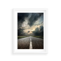 Plakat w ramie 30x40 - magia nocnej drogi - droga, księżyc - rama biała