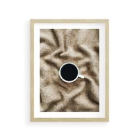 Plakat w ramie 40x50 - Filiżanka Kawy na Brązowym Kocu - kawa, czarna kawa - rama drewno