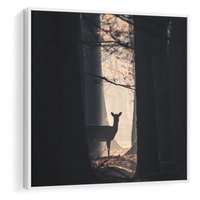 Obraz w ramie 50x50 - Sarnie Skoki - zdjęcie, klimatyczny las - rama biała