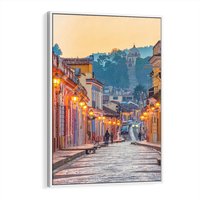 Obraz w ramie 80x120 - W stronę marzycielskich horyzontów - włoska uliczka, wieczór - rama biała