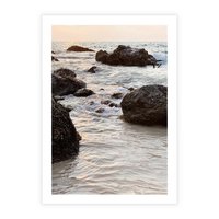 Plakat bez ramy 40x50 - Dramatyczna Sceneria: Morze i Skały nad Brzegiem - fale, morze