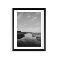 Plakat w ramie 40x50 - Nadmorska Melodia - czarno białe zdjęcie, plaża - rama czarna