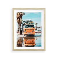 Plakat w ramie 50x70 - Wakacje na Kółkach - kamper, deski surfingowe na dachu - rama drewno