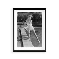 Plakat w ramie 40x50 - Retro Basen - retro zdjęcie, czarno białe - rama czarna