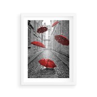 Plakat w ramie 50x70 - Parasole w malowniczej uliczce - parasole, uliczka - rama biała