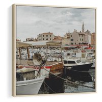 Obraz w ramie 50x50 - Malowniczy Krajobraz Morski - morze, łódki - rama drewno