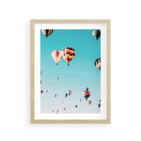 Plakat w ramie 40x50 - Balonowa Ekscytacja - balony latają w powietrzu, wyścigi balonów - rama drewno