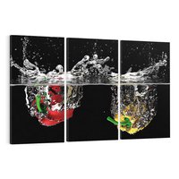 Obraz na płótnie 120x80 - Papryka Warzywna Eksplozja - papryka, woda